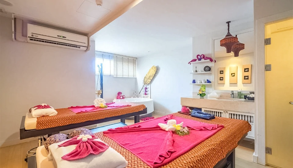 هتل رامادا بای ویندهام پوکت دیوانا